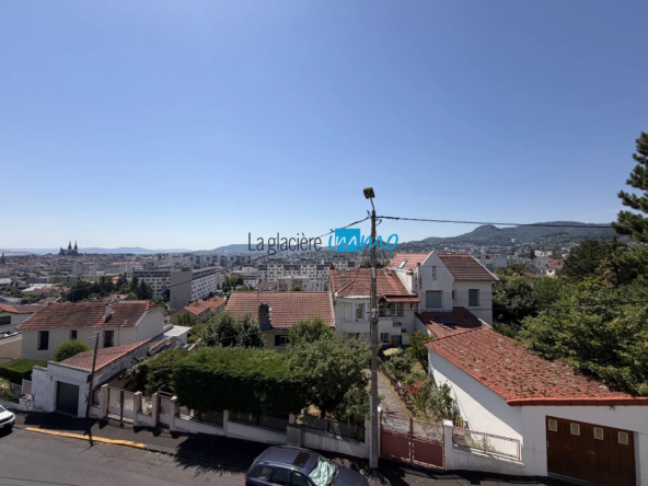 Appartement T2 à vendre à Clermont-Ferrand – Belle vue, parking, cave