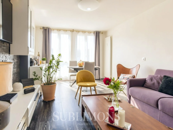 Appartement à vendre à Lorient Saint-Armel - 4 pièces, 3 chambres, résidence calme