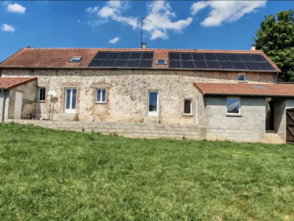 Belle maison avec potentiel de 196 m² à Mareuil-en-Brie en vente