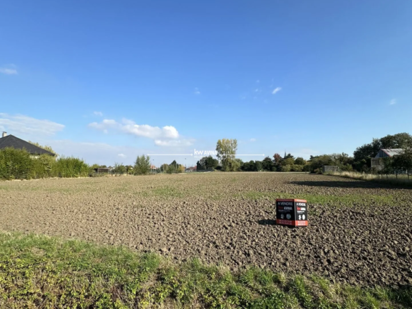 Terrain à bâtir de 1997 m² à Locon, secteur calme et verdoyant