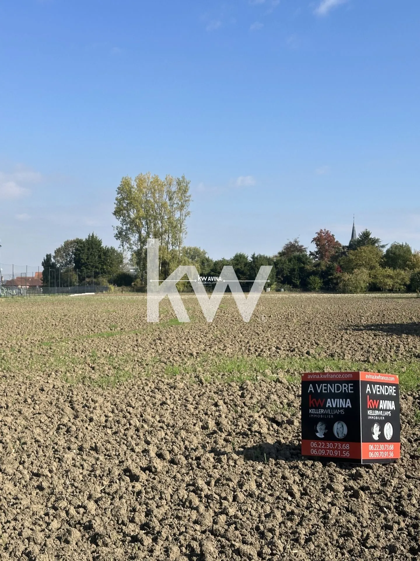Terrain à bâtir de 1997 m² à Locon, secteur calme et verdoyant 