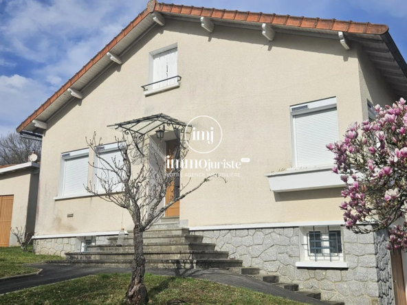 Charmante maison à vendre à Saint-Victurnien avec grand potentiel