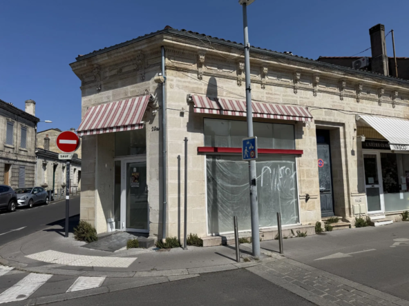 Local commercial rénové à Talence Saint Genès avec grande cave et emplacement premium
