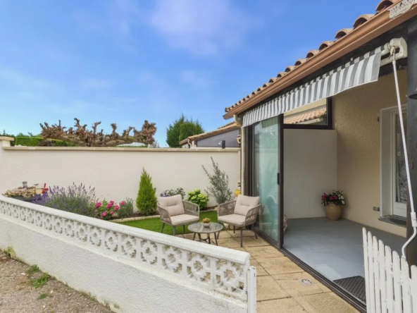 Exclusivité : Pavillon traversant avec véranda et terrasses à Portiragnes-Plage
