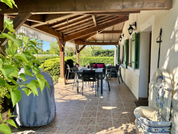 Maison rénovée à Romenay de 102 m² avec jardin et terrasse