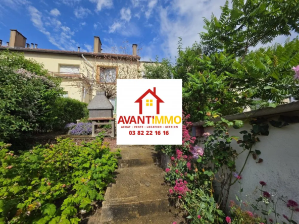 Maison à rénover avec jardin et 3 chambres à Homecourt