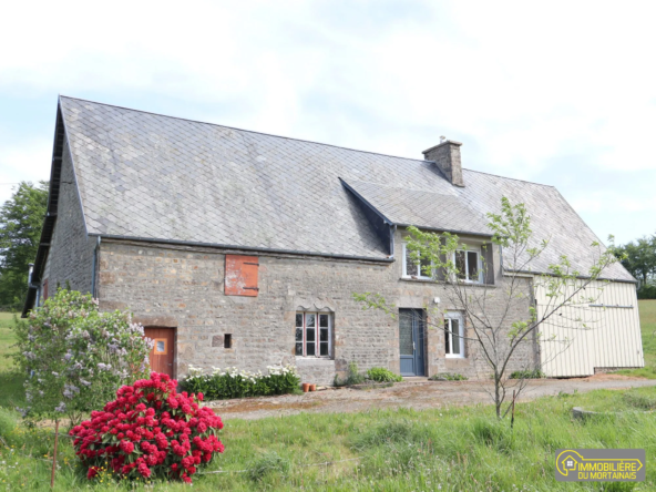 Maison à vendre à Sourdeval - 2 chambres, terrain 3300 m², calme