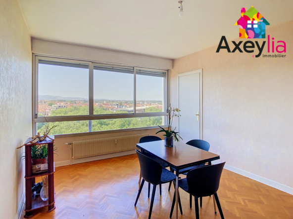 Appartement T2 en centre-ville de Roanne avec vue dégagée et cave