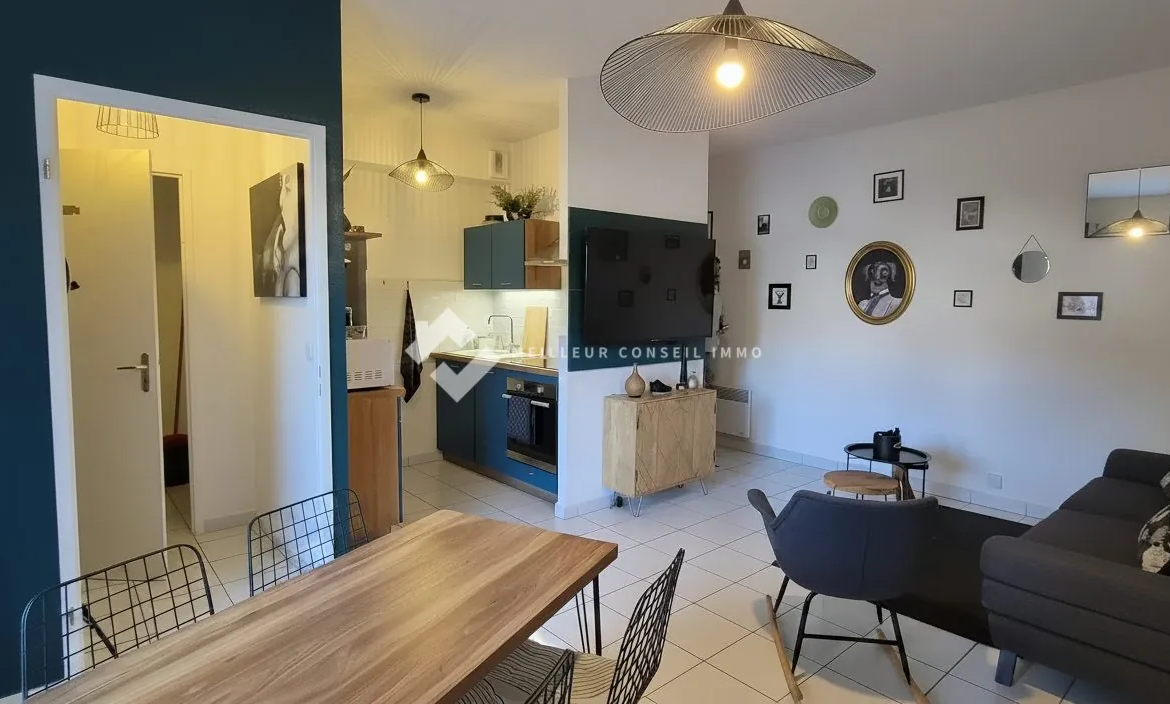 Appartement T2 avec terrasse, piscine et parking à Perpignan secteur Kennedy 