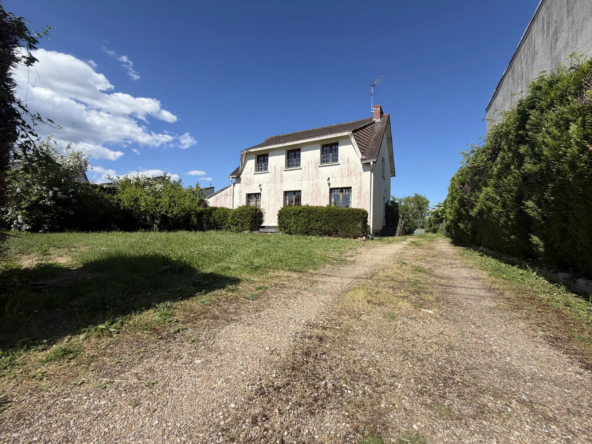 Maison à rénover de 223 m² à Gien proche gare - grand potentiel immobilier