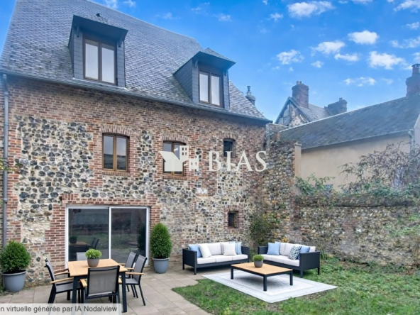 Maison de ville avec jardin à Pont-Audemer - Potentiel divisible en 3 unités
