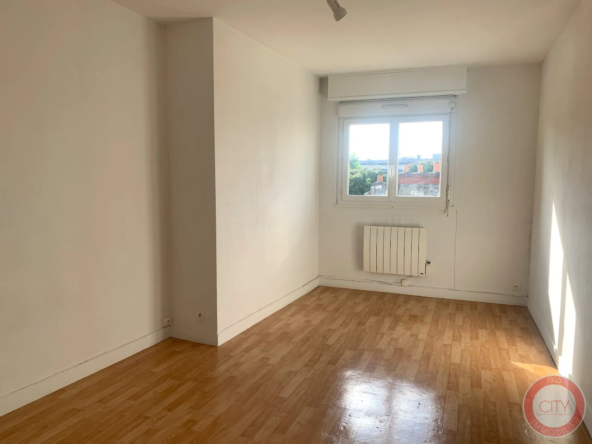 A vendre appartement T2 de 47 m² à Bordeaux, idéalement situé