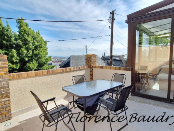 Maison 68m² avec vue dégagée et terrasses plein sud à Sainte-Cécile