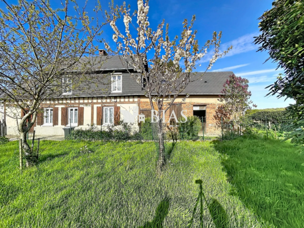 Maison à rénover avec dépendances et terrain à 25 min de Dieppe
