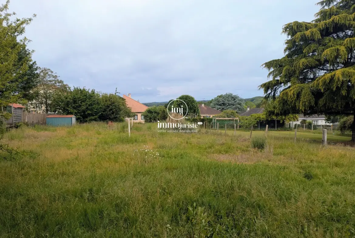 Maison à vendre à Saint-Junien - 128 m² avec jardin et garage 