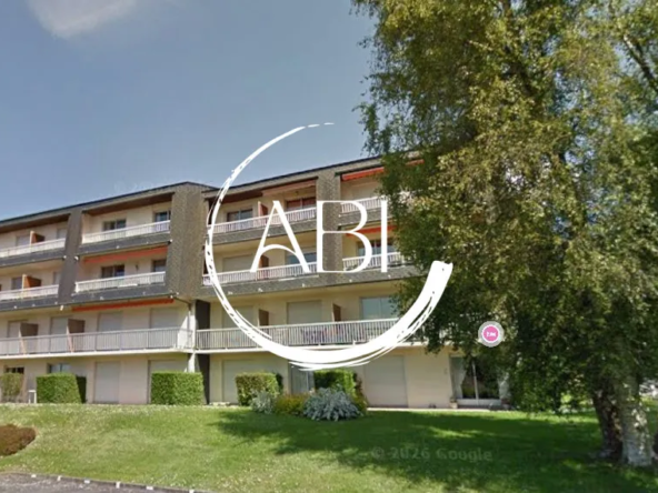 Studio meublé à vendre à Bagnoles-de-l'Orne avec Vue Dégagée