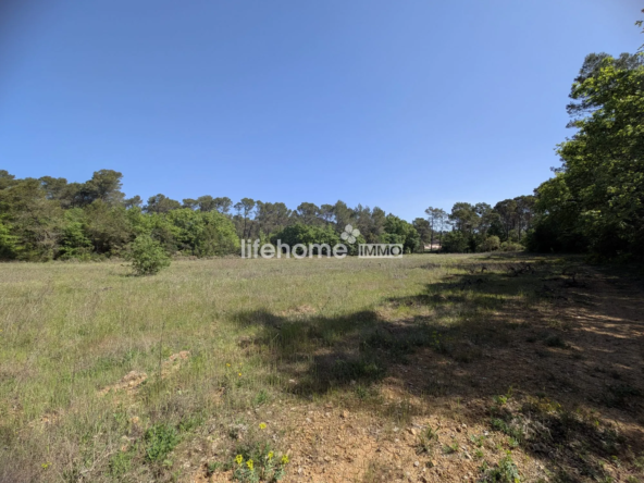 Terrain à vendre au Luc en Provence – Espace et nature en Côte de Provence