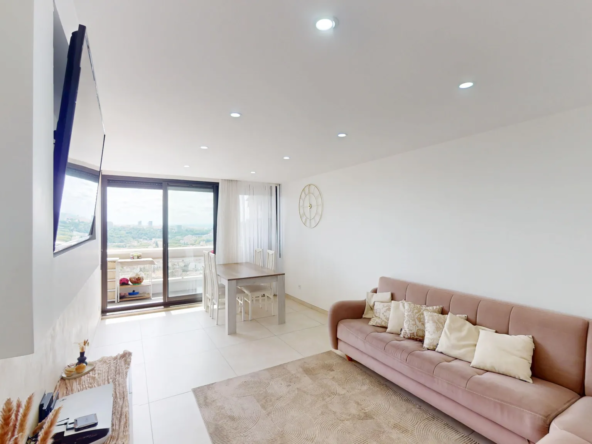 Appartement lumineux de 73m² à Lyon 9ème avec vue exceptionnelle et balcon