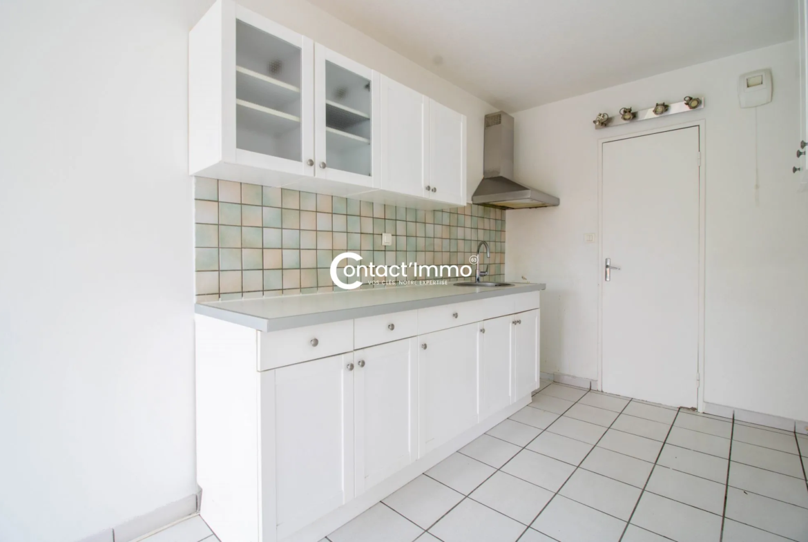 Appartement T3 avec balcon, parking et cave à Clermont Nord 