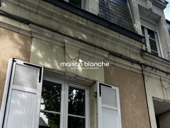 Appartement T1 bis à vendre à Angers avec potentiel locatif et charme de l'ancien