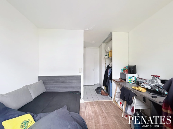 Studio d'environ 16 m² à vendre à Chaville, investissement rentable et idéalement situé