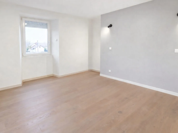 Appartement T2 avec parking et cave à Lully - Opportunité à saisir