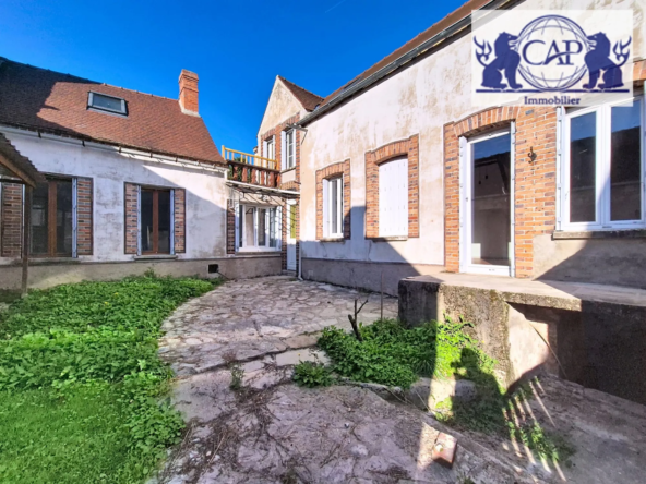Maison de village rénovée à Sergines avec jardin et cave – 3 chambres