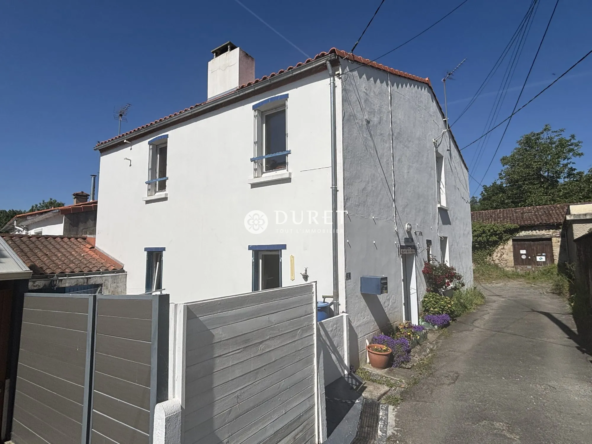 Maison à vendre à Vertou avec locataire, 2 chambres, travaux récents