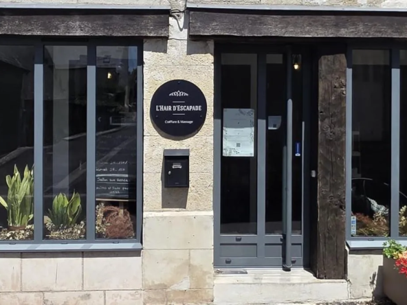 Fonds de commerce pour salon de coiffure et institut de beauté à Montlouis-sur-Loire
