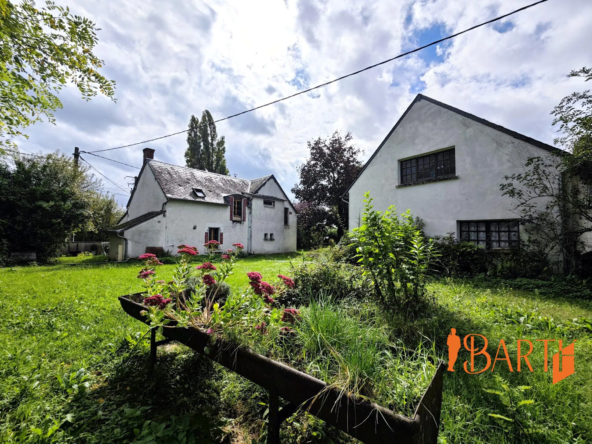 Charmante maison ancienne avec dépendance et fort potentiel à Azy