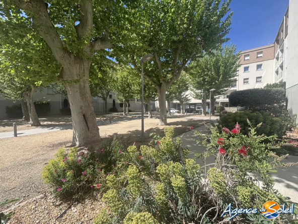 Achat T2 à Narbonne avec terrasse, parking privé et performance énergétique B