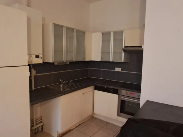 Appartement à vendre à Sedan de 51 m² avec cour privée