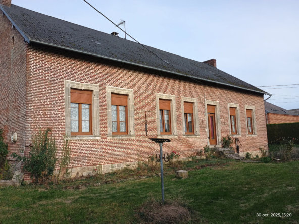 Ancienne ferme à Rogny (02) avec grand terrain et dépendances à vendre