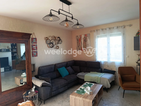 Grande maison familiale de plain-pied avec terrain à Montgivray (36400)