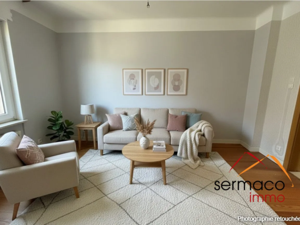 Salon retouché avec l'IA Maison de caractère à Sarreguemines avec grand potentiel et jardin