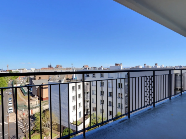 Appartement T3 à vendre à Chamalières avec balcon et garage