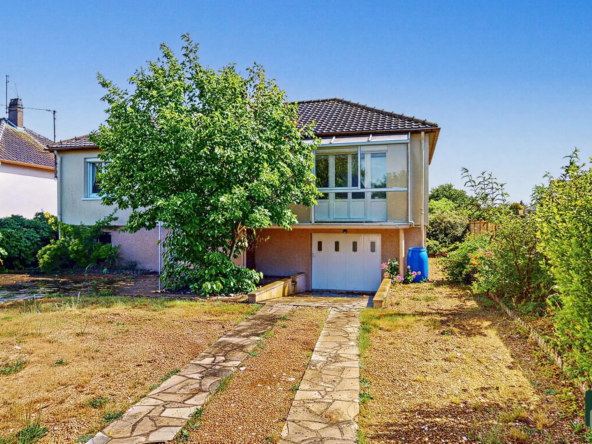 Maison familiale 5 pièces avec jardin et sous-sol à Léves – Idéal famille