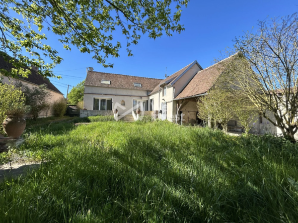 Belle maison de 151 m² avec jardin en campagne à Fontaine-Fourches
