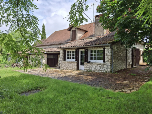 Maison périgourdine de 90m² avec jardin privé à Castillonnès