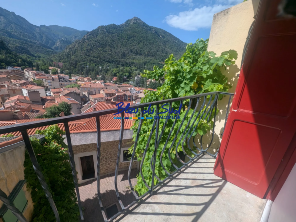 Maison de village avec vue sur les montagnes à Vernet-les-Bains