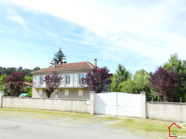 Maison individuelle à Agonac de 99 m² avec jardin et 3 chambres