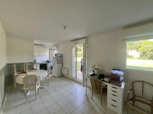 Appartement 2 pièces en rez-de-chaussée à Trappes de 40 m² proche commodités