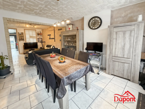 Maison à Raismes de 85 m² avec garage et 2 chambres à vendre