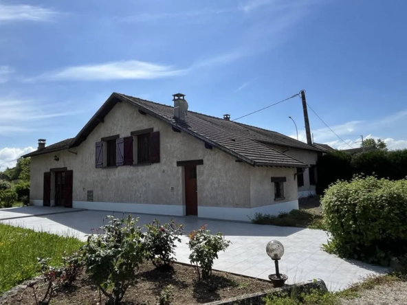 Maison de plain-pied à Joigny avec grand terrain, idéal pour habitation ou activité pro