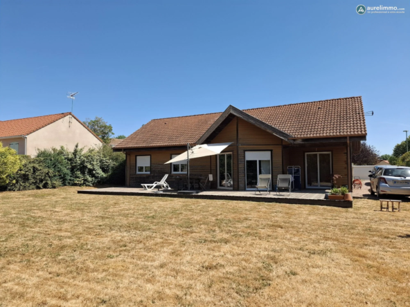 façade arrière Charmant pavillon de plain-pied à Montmarault – 120 m², 3 chambres, terrasse, garage