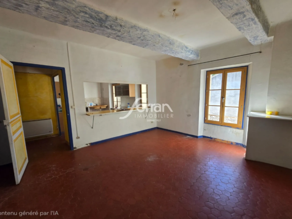 Appartement T3 à vendre à Villecroze – À rénover, lumineuse vue citadine