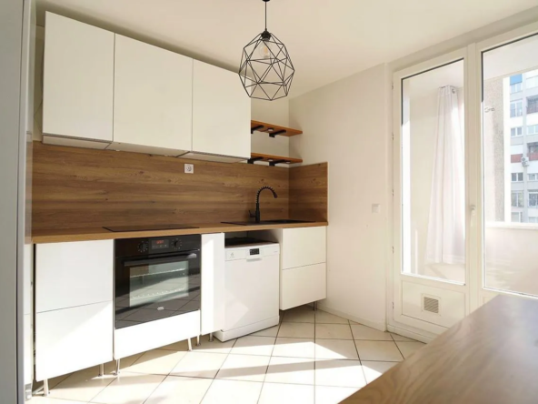 Appartement lumineux avec loggia à Échirolles, idéal premier achat ou investissement