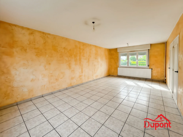 Maison à Vendre à Proville avec 3 Chambres, Jardin et Garage - Opportunité à Ne Pas Manquer