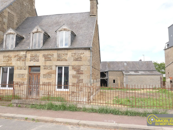 Maison à rénover avec terrain de 507 m² à Saint-Hilaire-du-Harcouët
