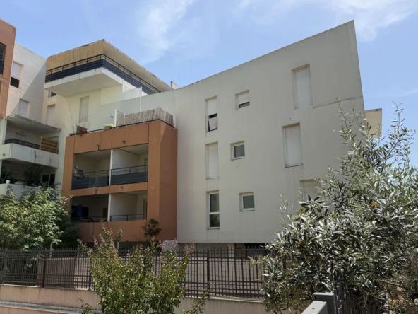 Appartement T2 à Montpellier avec Terrasse et Proximité Tram - Investissement Rentable